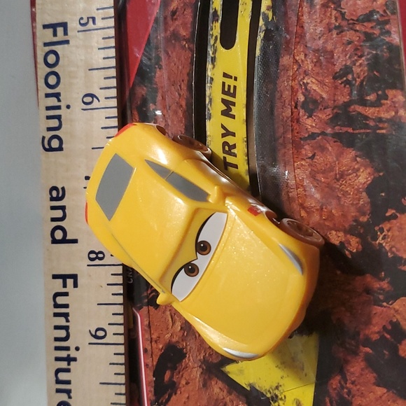 :4 toy Disney Pixar Cars Crazy 8 Crashers Lightning McQueen 95 Cruz ramirez taco - Picture 3 of 9
